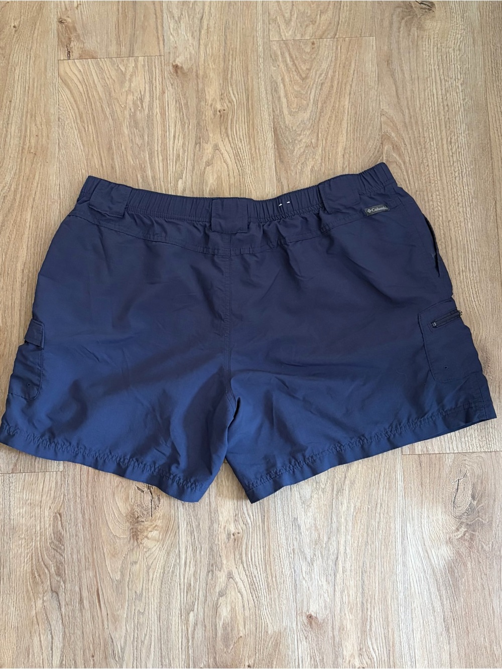 Columbia Navy Outdoor Hikimg Lightweight Shorts Sz XL Great Condition